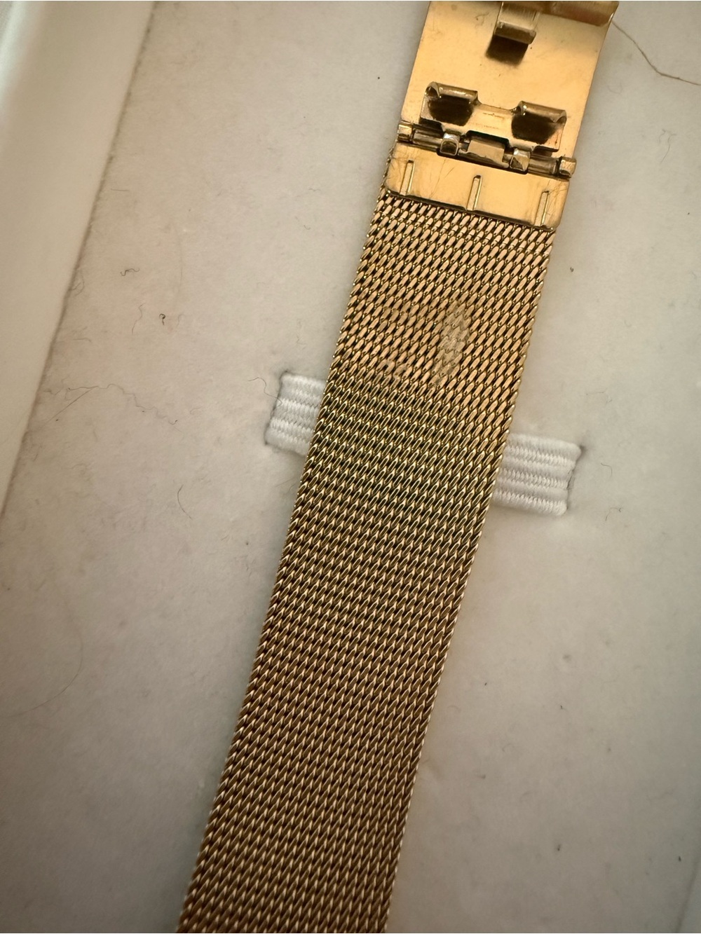 Jilly box gold watch - Picture 3 of 3